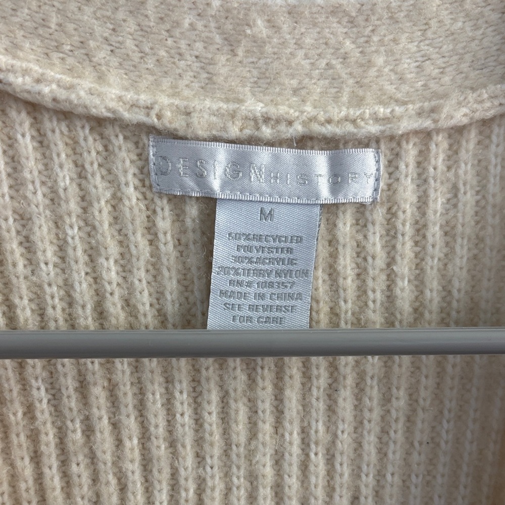 Design History Soft Cream Ribbed Knit Sweater - Picture 2 of 3